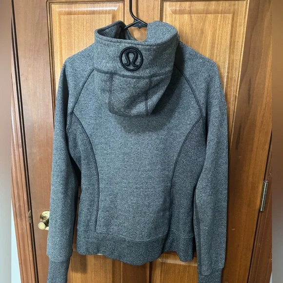 Lululemon Scuba Hoodie - Picture 2 of 6